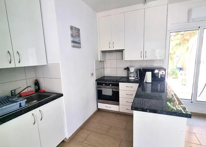 アパート Dream Escape 1 - 6 Min Walk To Kastella Beach!