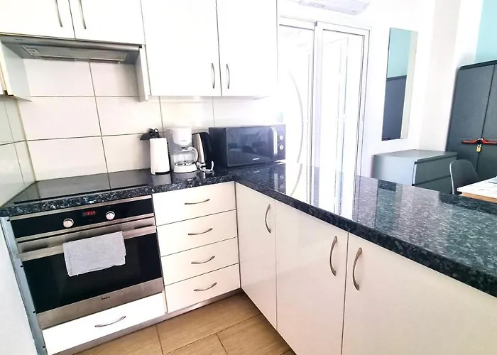 アパート Dream Escape 1 - 6 Min Walk To Kastella Beach!